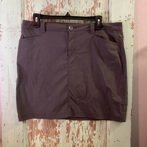 Women’s Eddie Bauer grey mini skirt